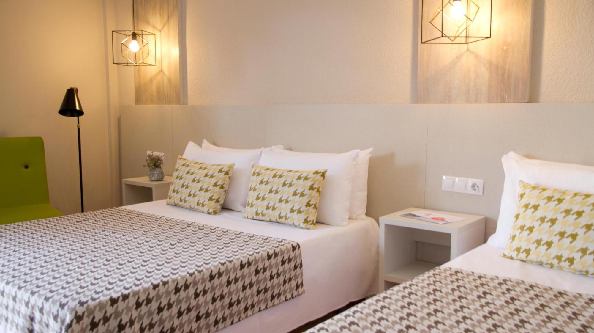 Alegria Plaza Paris 4*Sup Lloret de Mar Exterior foto