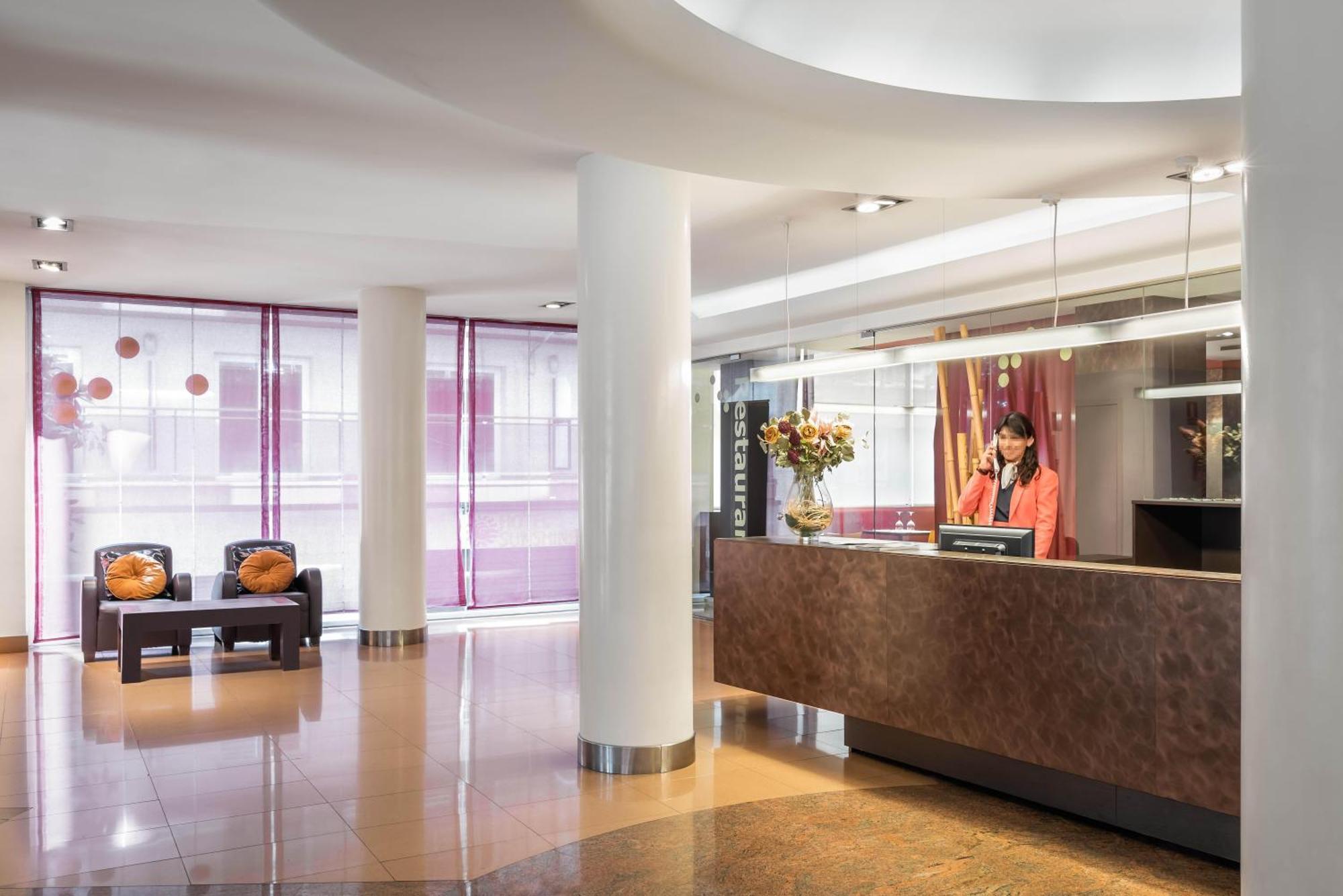 Alegria Plaza Paris 4*Sup Lloret de Mar Exterior foto